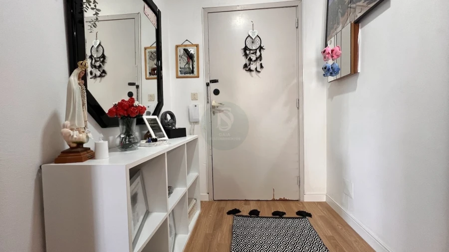 Apartamento T2 para Venda em Vilar de Andorinho Foto 18