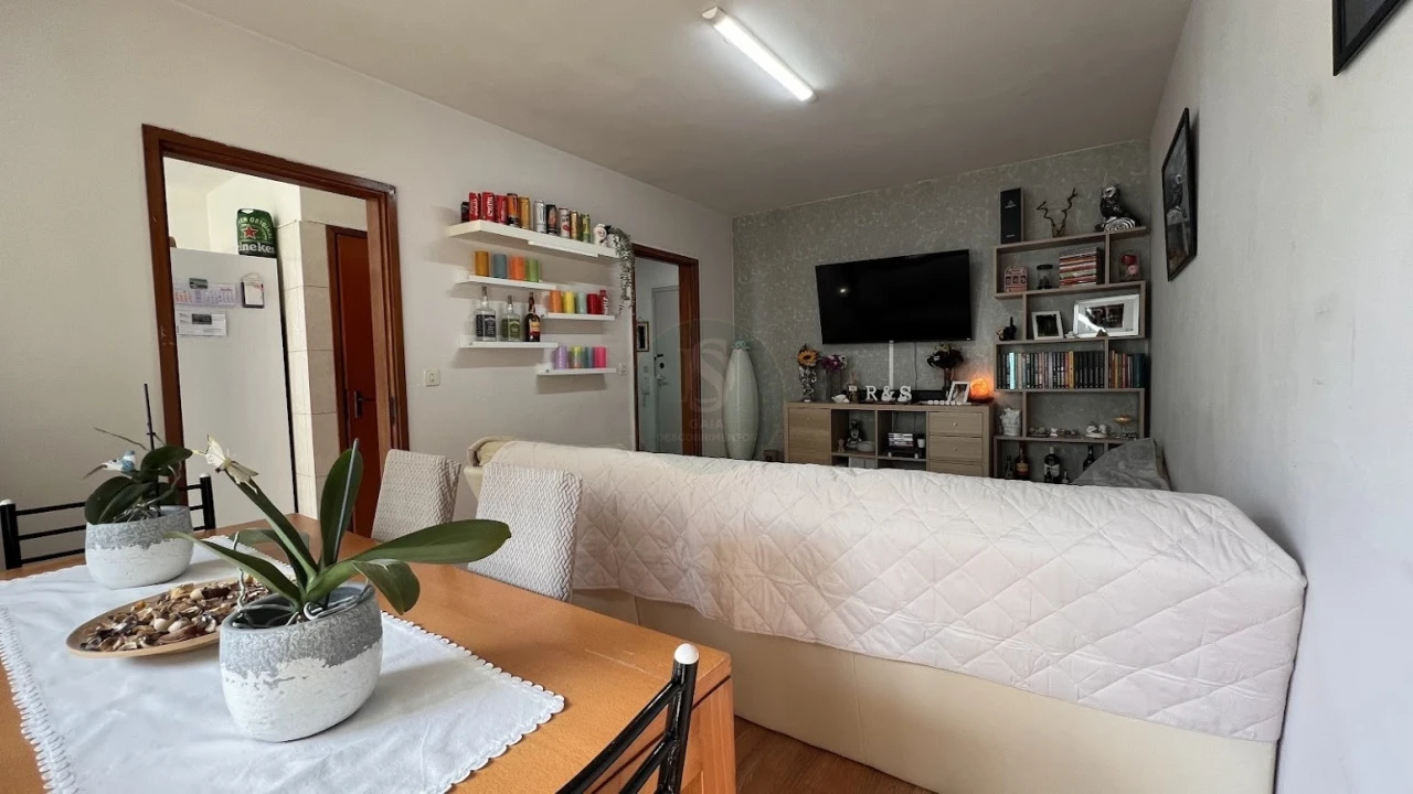 Apartamento T2 para Venda em Vilar de Andorinho Foto 4