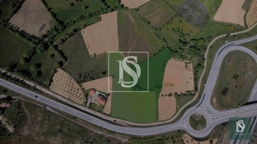 Terreno Misto para Venda em Rio Frio e Milhão Foto 11