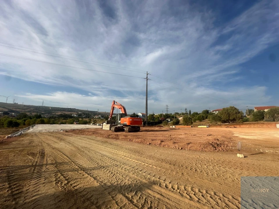 Terreno para Venda em Loures Foto 6