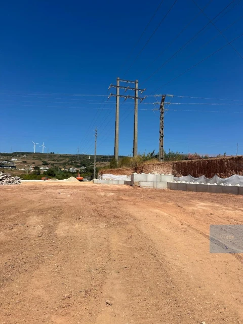 Terreno para Venda em Loures