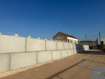Terreno para Venda em Loures