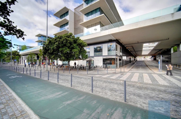 Loja para Arrendamento em Parque das Nações Foto 27