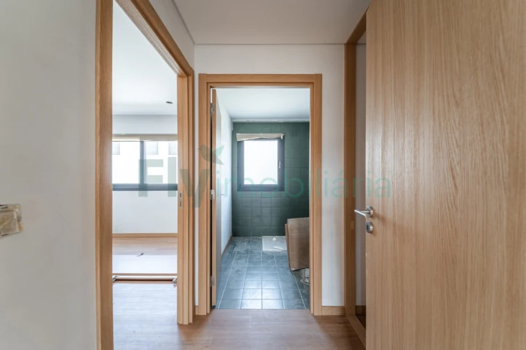 Apartamento T1 para Venda em Infias Foto 6