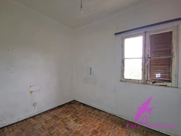 Moradia T4 para Venda em Geraz do Lima (Santa Maria, Santa Leocádia, Moreira), Deão