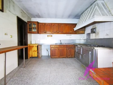 Moradia T4 para Venda em Geraz do Lima (Santa Maria, Santa Leocádia, Moreira), Deão