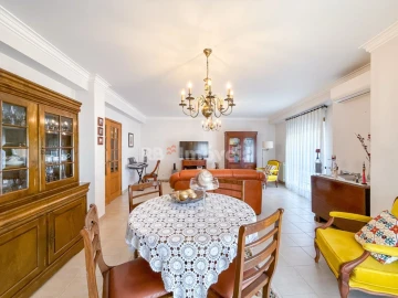 Apartamento T4 para Venda em Nossa Sra de Fatima