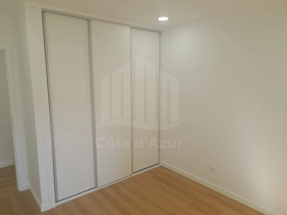Apartamento T3 para Venda em Sesimbra (Santiago) Foto 7