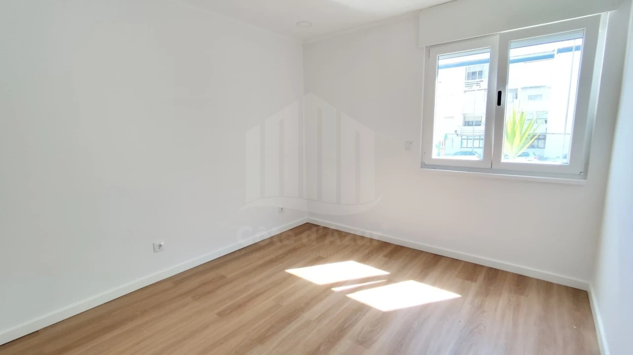 Apartamento T3 para Venda em Sesimbra (Santiago) Foto 10