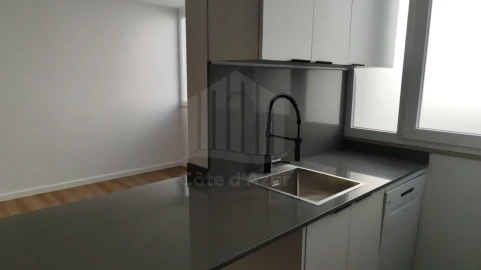 Apartamento T3 para Venda em Sesimbra (Santiago)