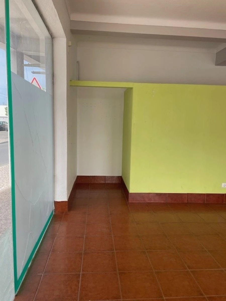 Loja para Venda em Ponte de Sor, Tramaga e Vale de Açor Foto 4