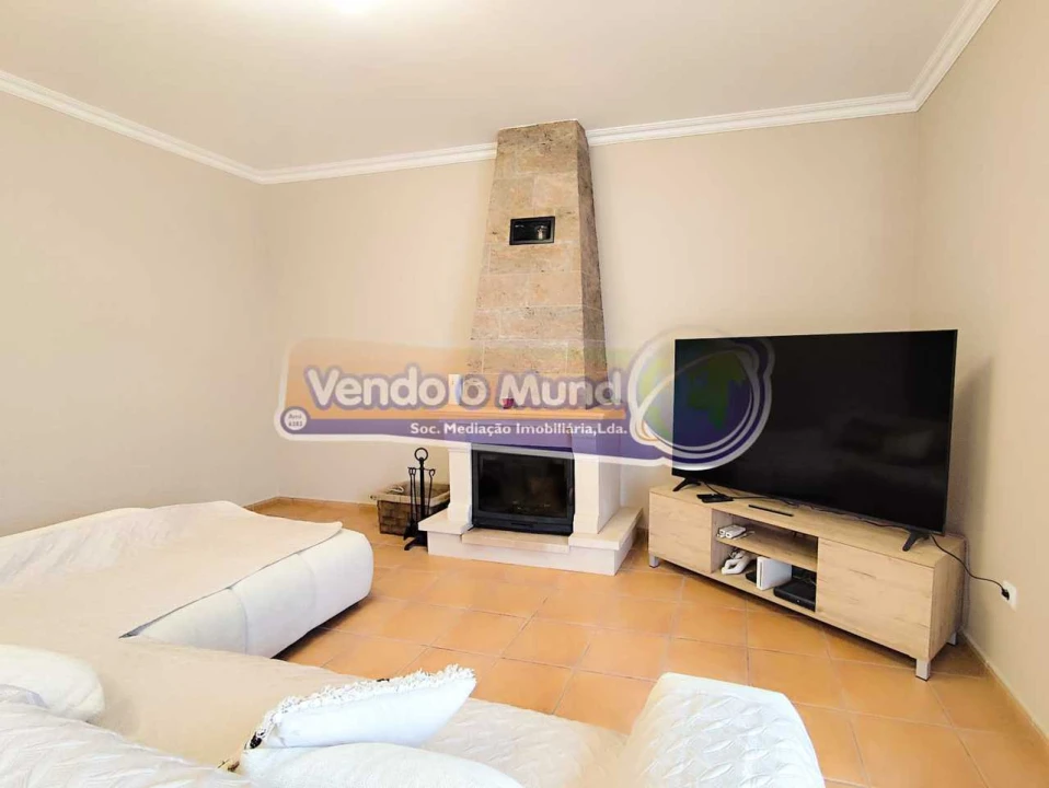 Moradia T3 para Venda em Coruche, Fajarda e Erra Foto 1
