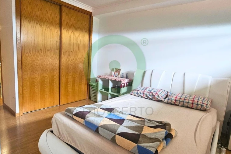 Apartamento T2 para Venda em Vilarandelo Foto 13