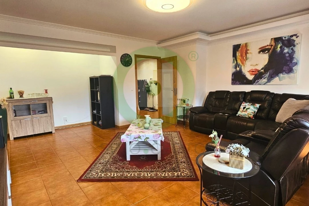 Apartamento T2 para Venda em Vilarandelo Foto 8
