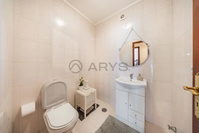 Apartamento T3 para Venda em Nogueira e Silva Escura