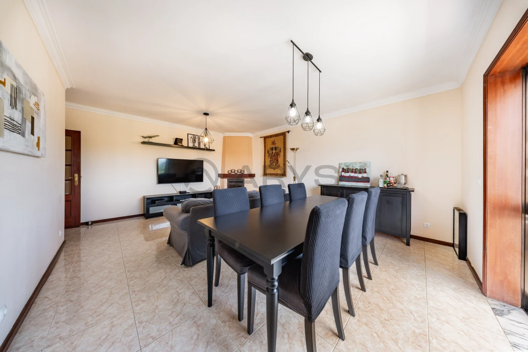Apartamento T3 para Venda em Nogueira e Silva Escura Foto 4