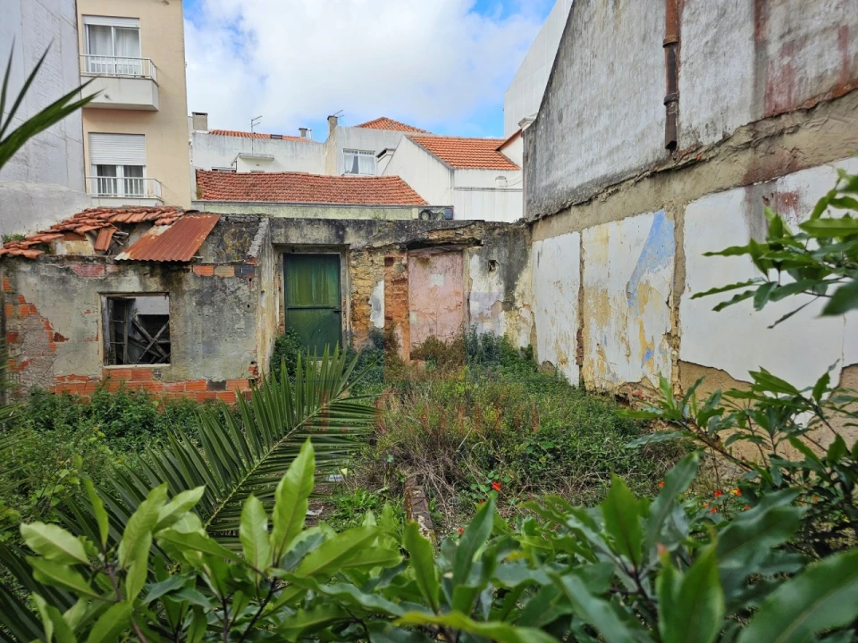 Prédio para Venda em Caldas da Rainha - Santo Onofre e Serra do Bouro Foto 4