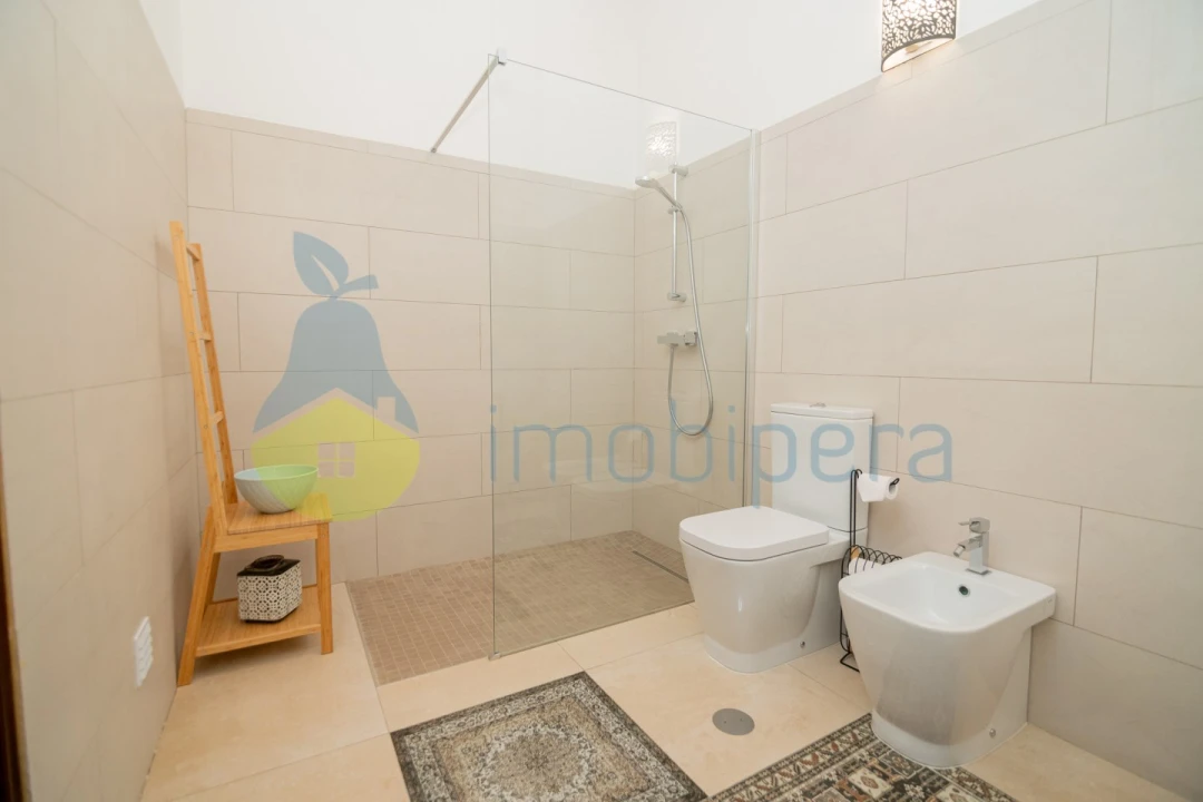 Moradia T4 para Venda em Silves Foto 53