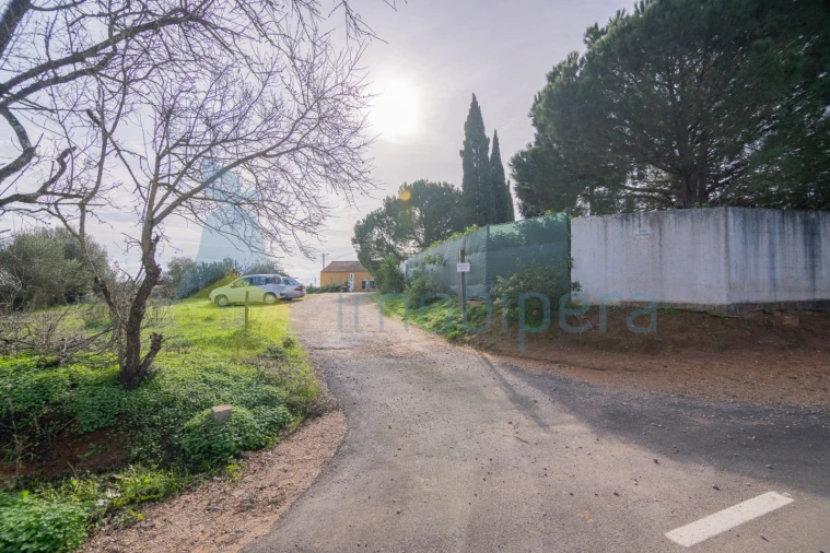 Moradia T4 para Venda em Silves Foto 3