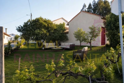 Moradia T2 para Venda em Arrifana