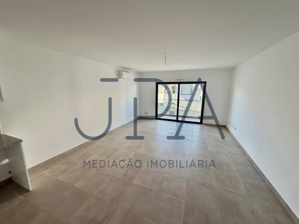 Apartamento T2 para Venda em Monte Gordo Foto 1
