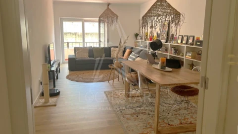 Apartamento T2 para Venda em Nossa Senhora do Pópulo, Coto e São Gregório