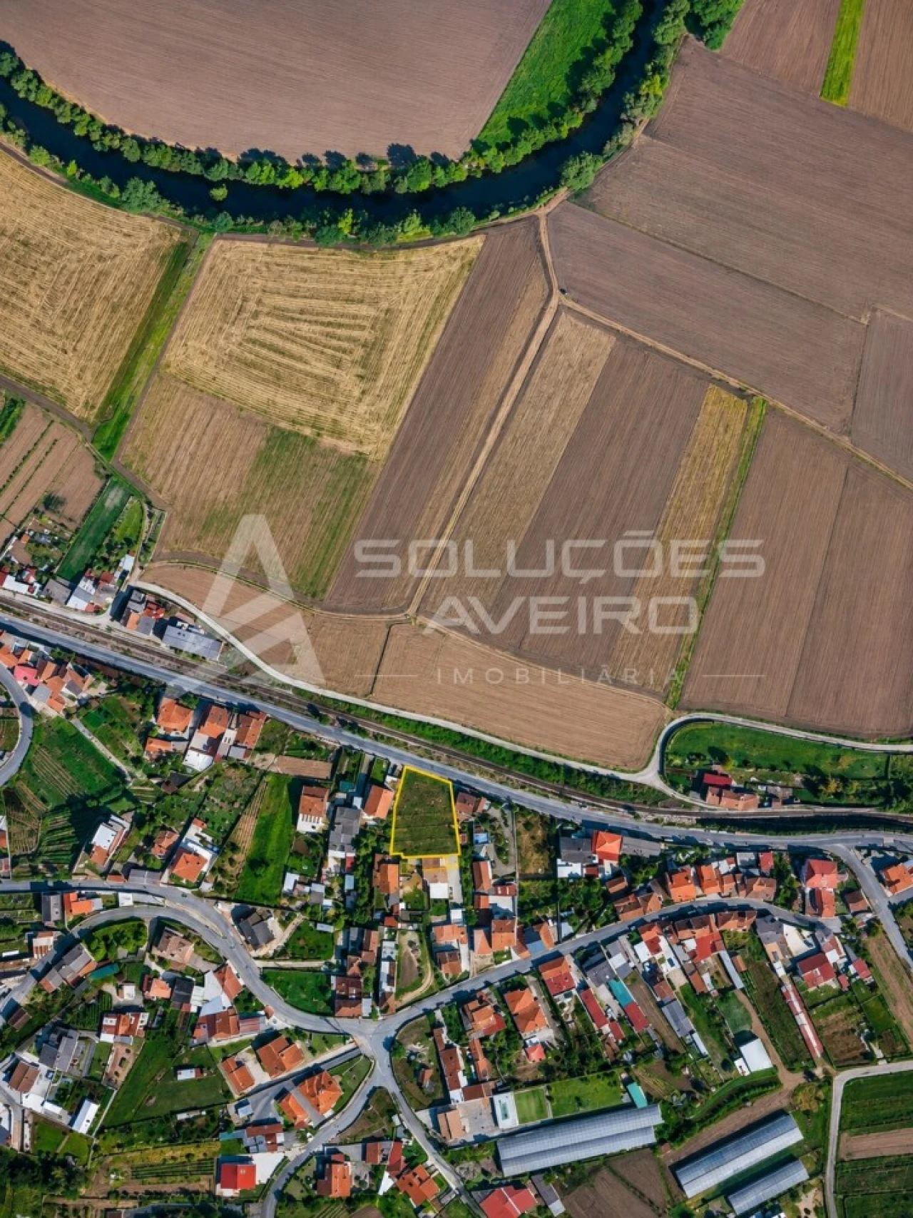 Terreno para Venda em Recardães e Espinhel Foto 3