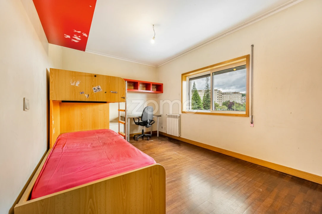 Apartamento T4 para Venda em Nogueira, Fraião e Lamaçães Foto 13