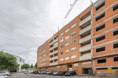 Apartamento T4 para Venda em Nogueira, Fraião e Lamaçães