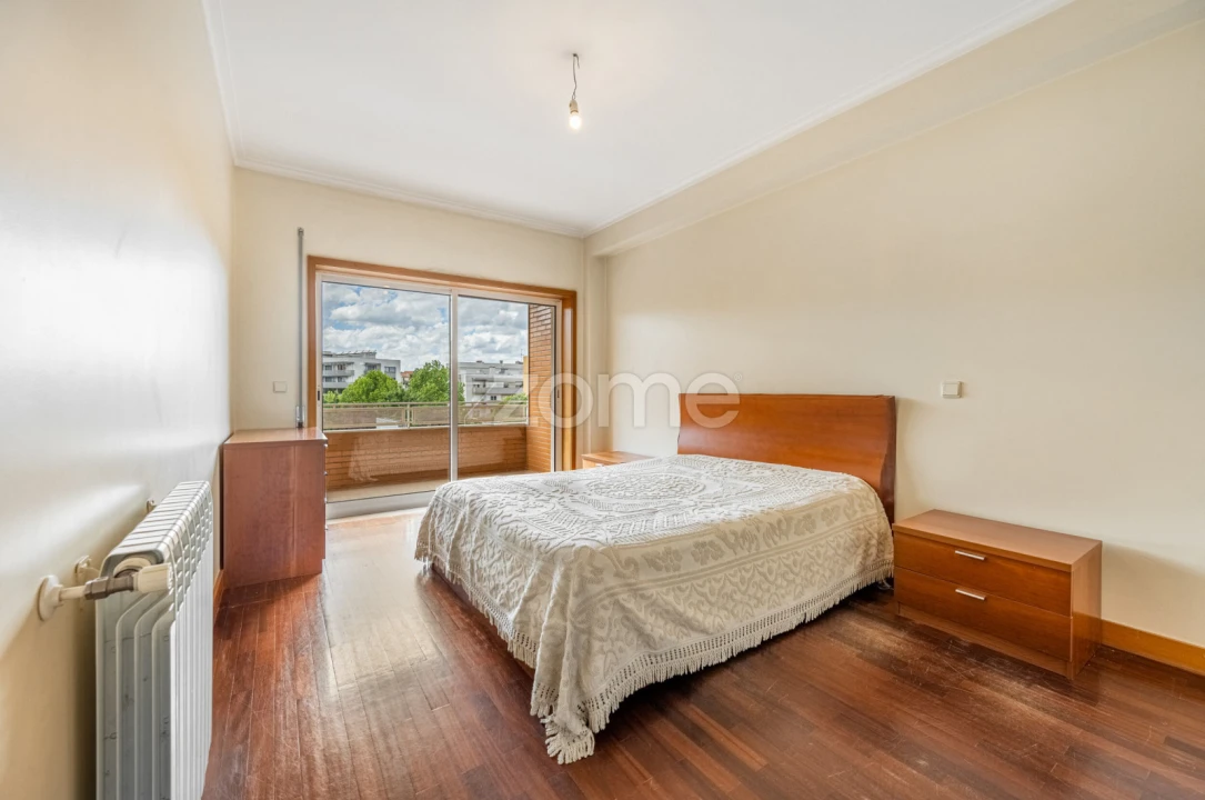Apartamento T4 para Venda em Nogueira, Fraião e Lamaçães Foto 17