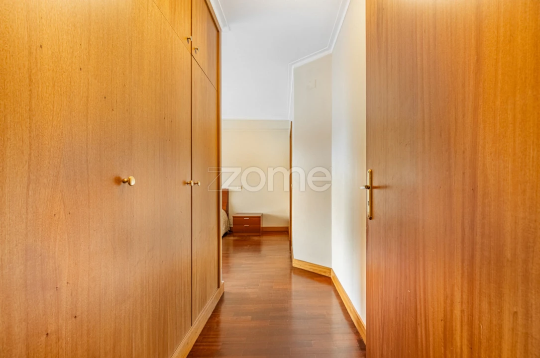 Apartamento T4 para Venda em Nogueira, Fraião e Lamaçães Foto 16