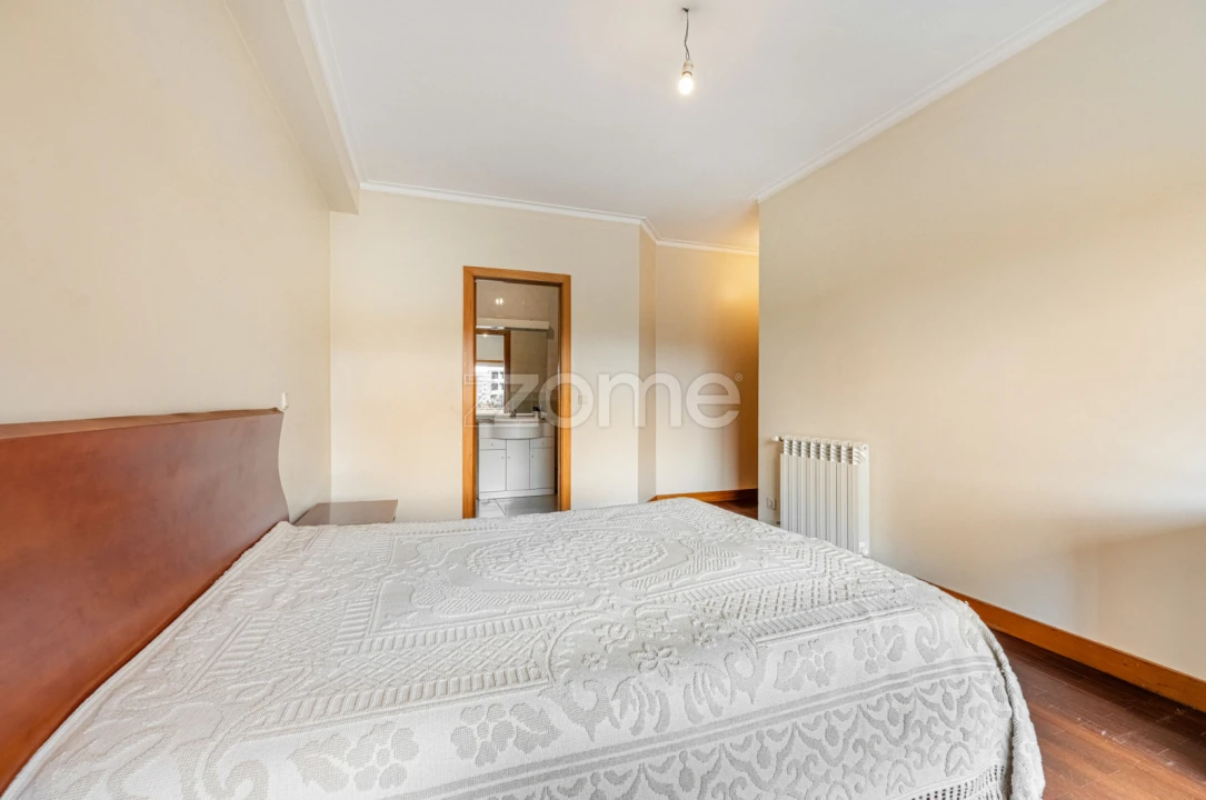 Apartamento T4 para Venda em Nogueira, Fraião e Lamaçães Foto 19
