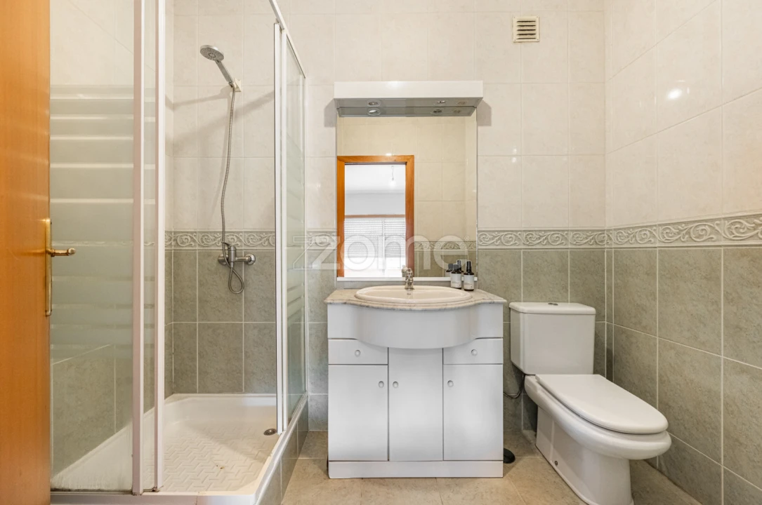 Apartamento T4 para Venda em Nogueira, Fraião e Lamaçães Foto 20