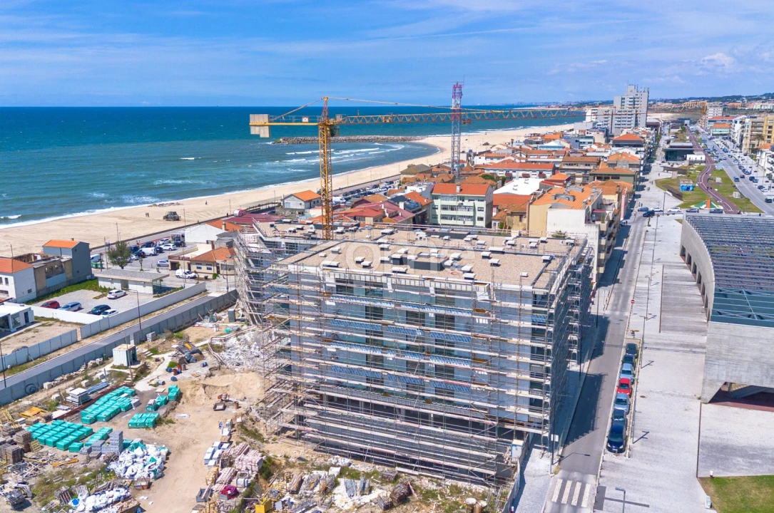 Apartamento T2 para Venda em Espinho Foto 20