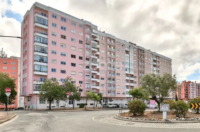 Apartamento T3 para Venda em Cacém e São Marcos