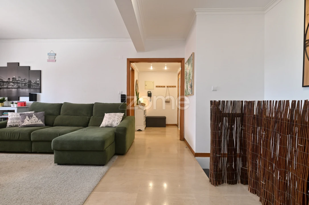 Apartamento T3 para Venda em Cacém e São Marcos Foto 5