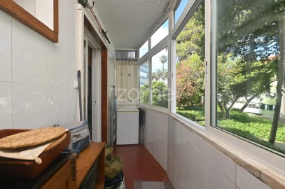 Apartamento T4 para Venda em Oeiras e São Julião da Barra, Paço de Arcos e Caxias