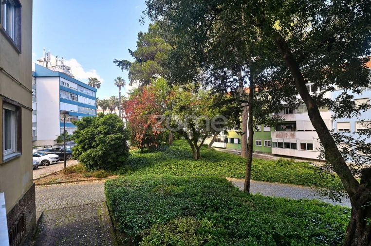 Apartamento T4 para Venda em Oeiras e São Julião da Barra, Paço de Arcos e Caxias Foto 12