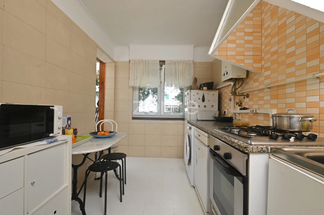Apartamento T4 para Venda em Oeiras e São Julião da Barra, Paço de Arcos e Caxias Foto 23