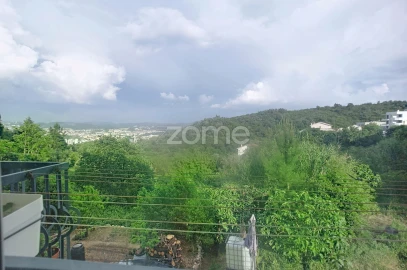 Apartamento T3 para Arrendamento em Santa Clara e Castelo Viegas