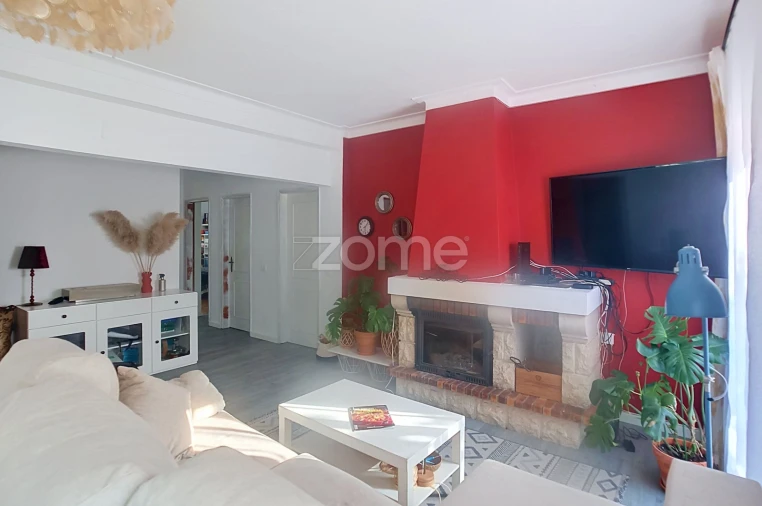 Apartamento T3 para Arrendamento em Santa Clara e Castelo Viegas Foto 3