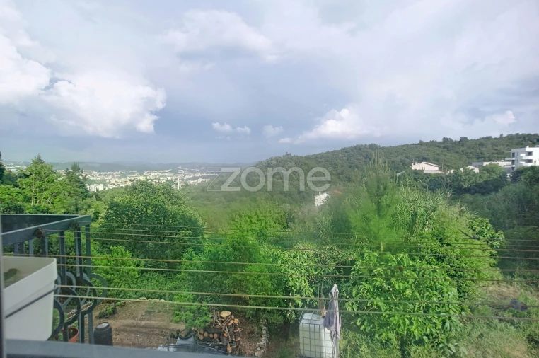 Apartamento T3 para Arrendamento em Santa Clara e Castelo Viegas Foto 12
