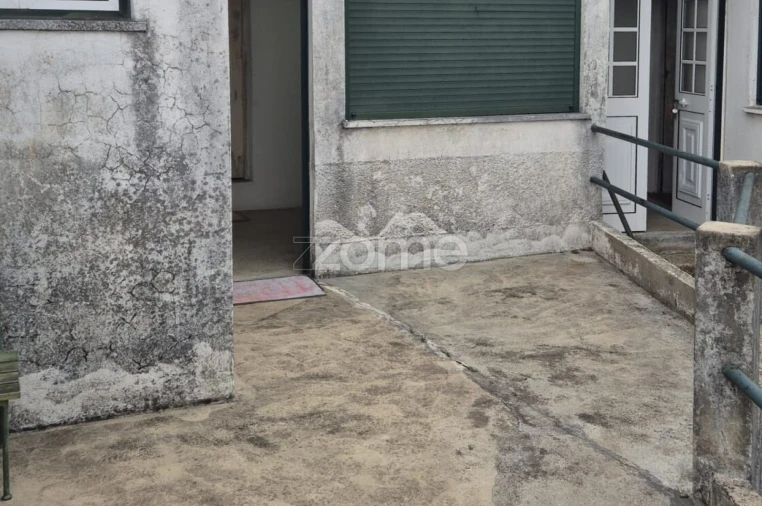 Moradia T4 para Venda em Lobão da Beira Foto 36