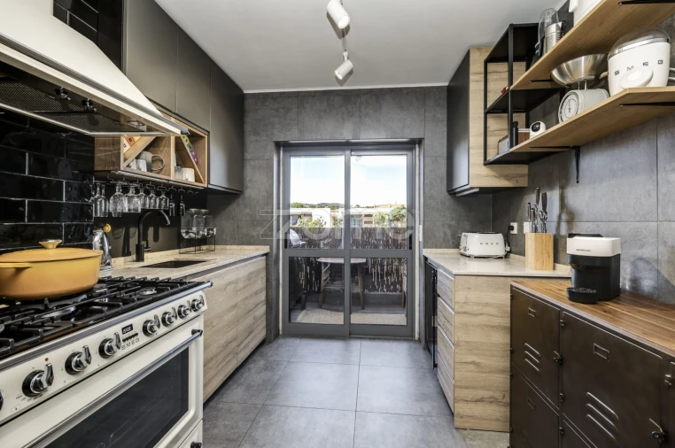 Apartamento T3 para Venda em Alcabideche Foto 13