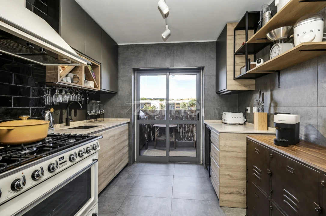 Apartamento T3 para Venda em Alcabideche Foto 13