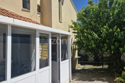 Apartamento T2 para Arrendamento em Carcavelos e Parede