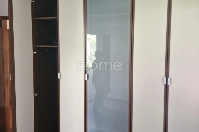Apartamento T2 para Arrendamento em Carcavelos e Parede Foto 10