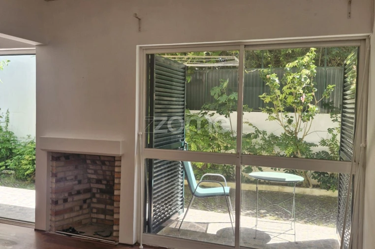 Apartamento T2 para Arrendamento em Carcavelos e Parede Foto 13