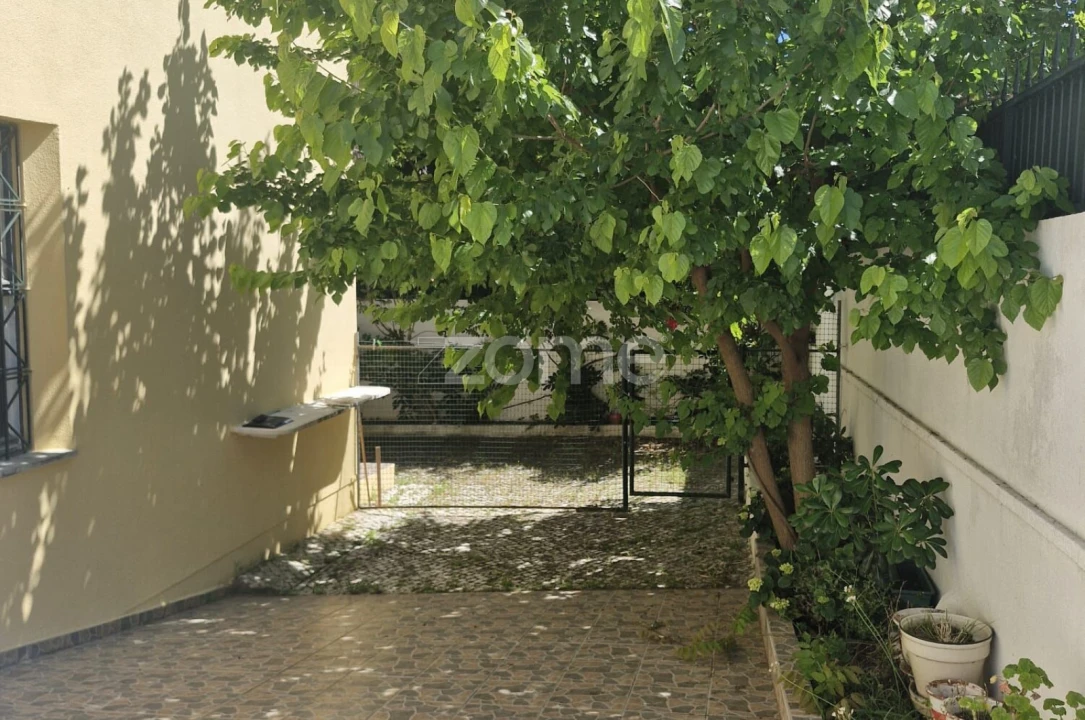 Apartamento T2 para Arrendamento em Carcavelos e Parede Foto 7