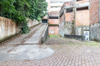 Armazém para Venda em Valongo